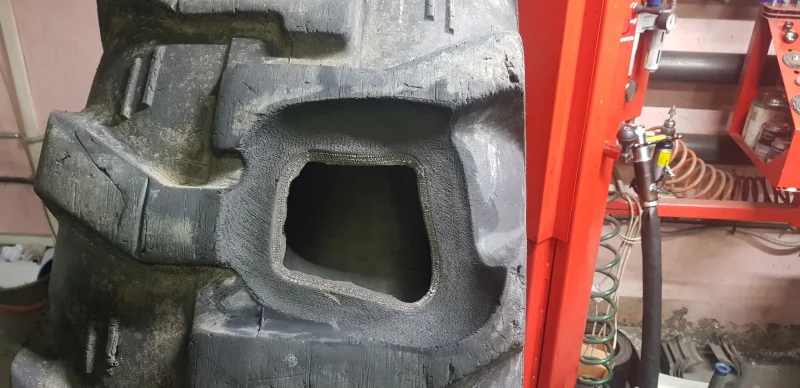 Ремонт шины 16.9-28