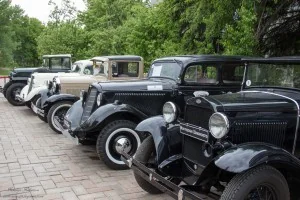 На горьковском автозаводе стартовал фестиваль классических автомобилей ГАЗ